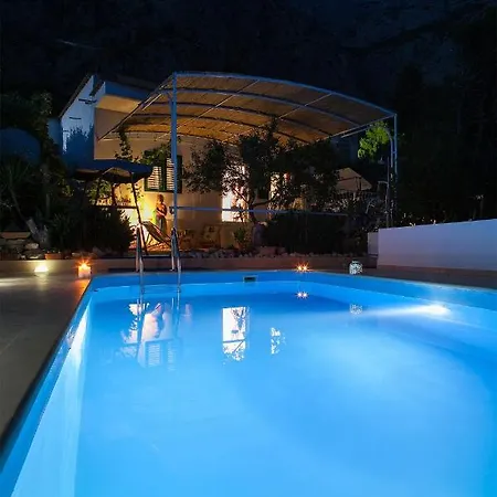 Family Friendly House With A Swimming Pool Kotisina, - 6809 Feriehus