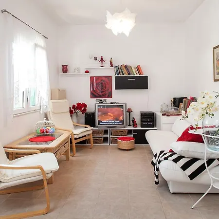 Family Friendly House With A Swimming Pool Kotisina, - 6809 Feriehus